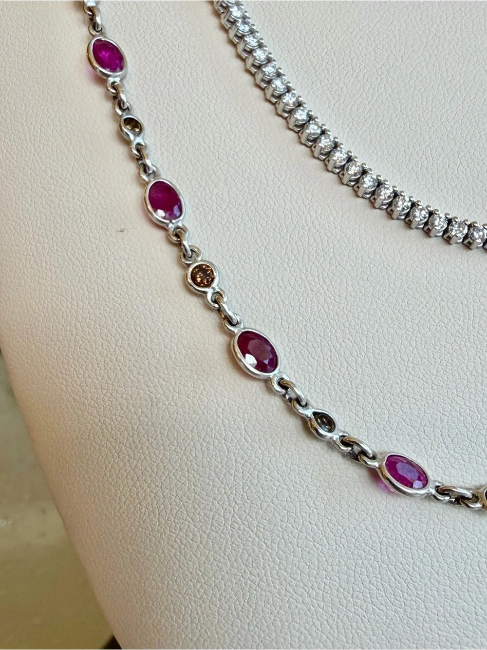 18 karat gold, ruby, and diamond necklace - Picture 7 of 10